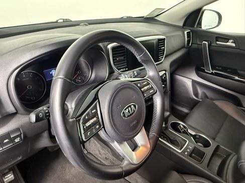 Used 2020 Kia Sportage EX image 18