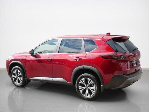 Certified 2022 Nissan Rogue SV image 5