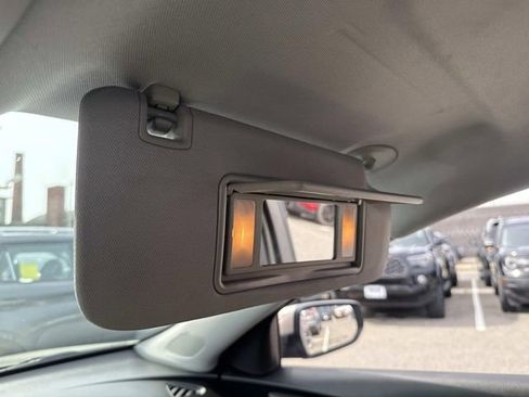 Used 2025 Chevrolet Malibu LT image 29