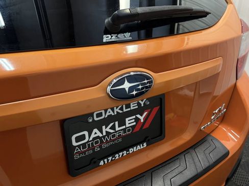 Used 2014 Subaru Crosstrek 2.0i Premium w/ Moonroof Package AWD/4WD image 15