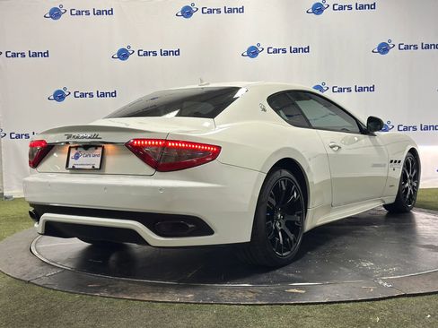 Used 2014 Maserati GranTurismo MC RWD image 3
