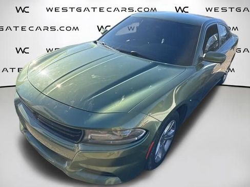 Used 2021 Dodge Charger SXT w/ Leather Interior Group image 33