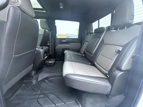 Certified 2025 Chevrolet Silverado 2500 ZR2 w/ LPO, Dark Essentials Package image 20