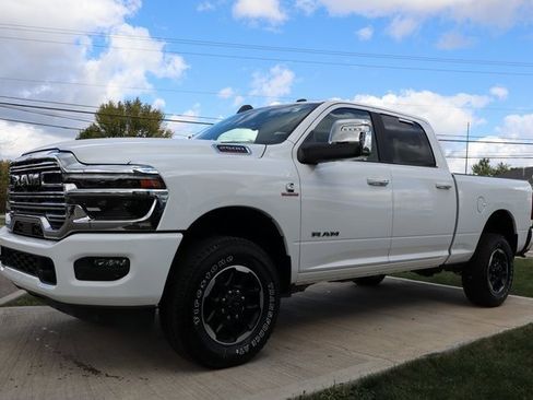 Used 2025 RAM 2500 Laramie image 8