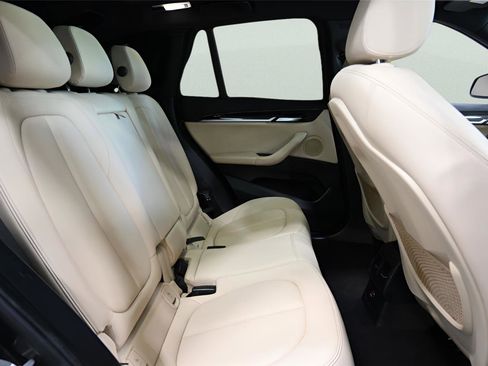 Used 2018 BMW X1 xDrive28i AWD/4WD image 18