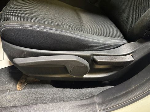 Used 2015 Subaru Crosstrek 2.0i Premium w/ Moonroof Package image 13