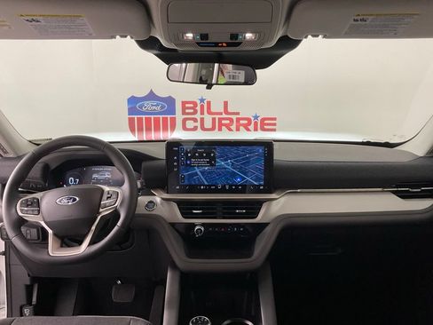 New 2026 Ford Explorer Active RWD image 19