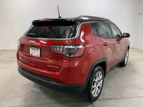 Used 2025 Jeep Compass Limited AWD/4WD image 8