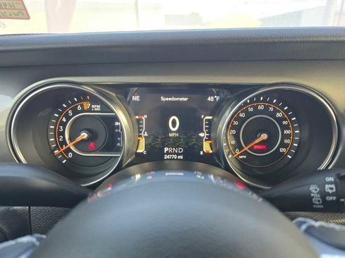 Used 2023 Jeep Wrangler Sahara w/ Cold Weather Group image 20