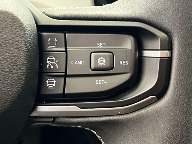 Used 2026 Jeep Cherokee Limited AWD/4WD image 22