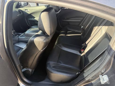 Used 2019 Dodge Charger SXT w/ Leather Interior Group RWD image 22