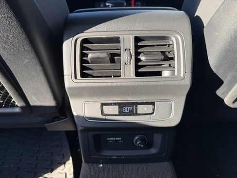 Used 2022 Audi Q5 2.0T Premium image 18