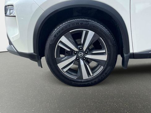 Used 2021 Nissan Rogue SL w/ Premium Package image 9