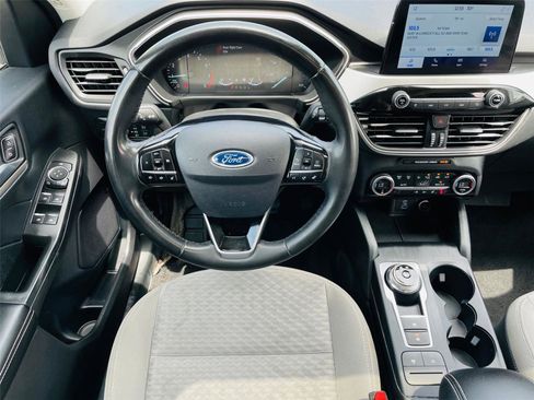 Used 2021 Ford Escape SE w/ SE Sport Appearance Package FWD image 25