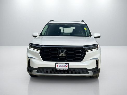 Used 2023 Honda Pilot Elite image 2