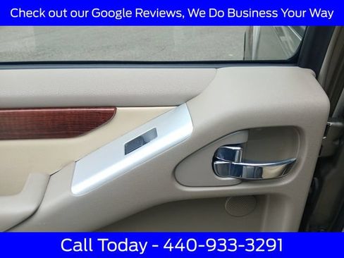 Used 2009 Nissan Pathfinder LE RWD image 31