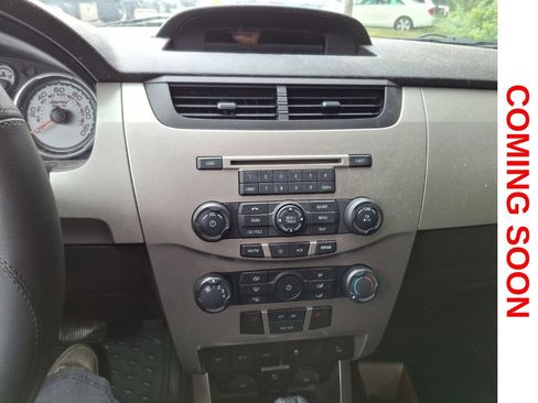 Used 2009 Ford Focus SES FWD image 13