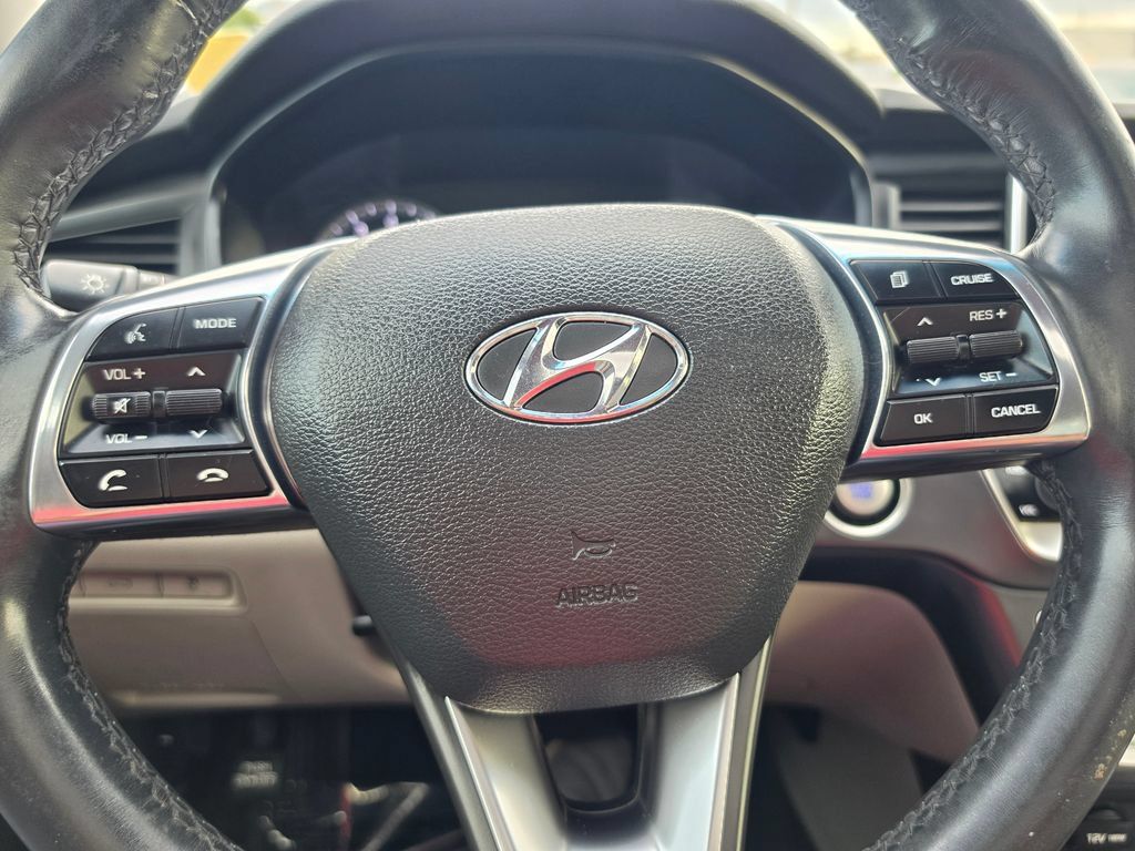 Used 2018 Hyundai Sonata Limited FWD image 18