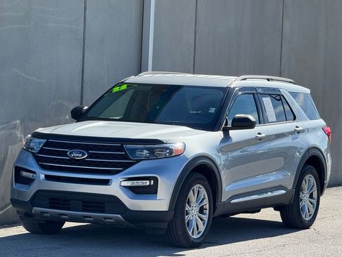 Used 2022 Ford Explorer XLT w/ Equipment Group 202A image 34
