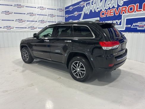 Used 2017 Jeep Grand Cherokee Limited image 4
