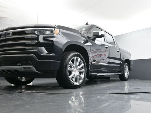 Used 2022 Chevrolet Silverado 1500 High Country w/ High Country Premium Package image 37