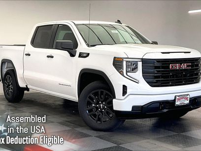 New 2026 GMC Sierra 1500 Pro w/ Graphite Edition