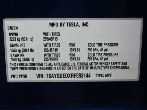 Used 2024 Tesla Model Y 2WD image 12