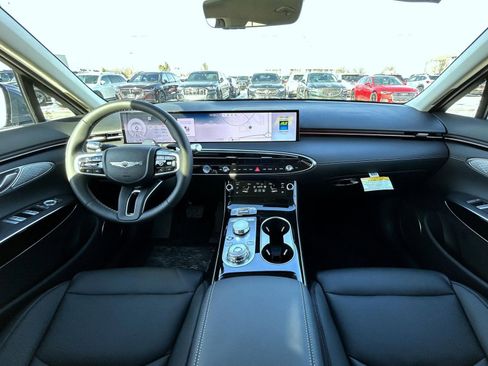 Used 2026 Genesis GV70 2.5T image 12