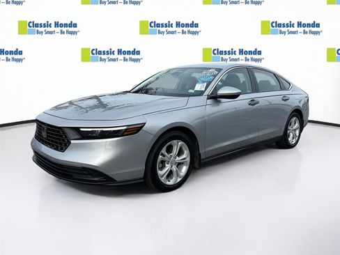 Certified 2024 Honda Accord LX image 3