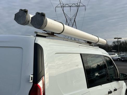 Used 2022 Ford Transit Connect XL image 13