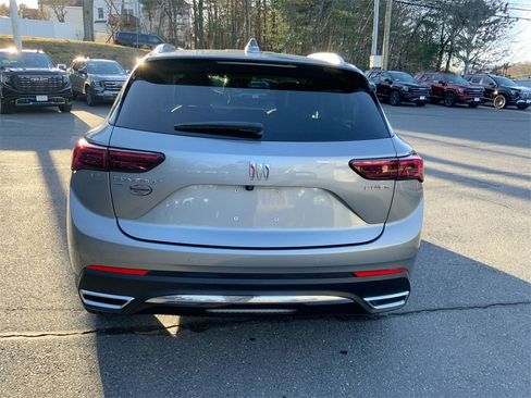 Used 2025 Buick Envision Preferred image 37