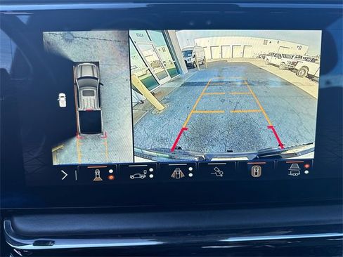 Used 2024 GMC Sierra 1500 AT4X w/ AT4X AEV Edition image 18