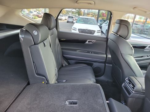 Certified 2026 Genesis GV80 2.5T AWD/4WD image 20