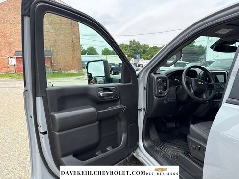Used 2025 Chevrolet Silverado 2500 Custom w/ Custom Value Package AWD/4WD image 9