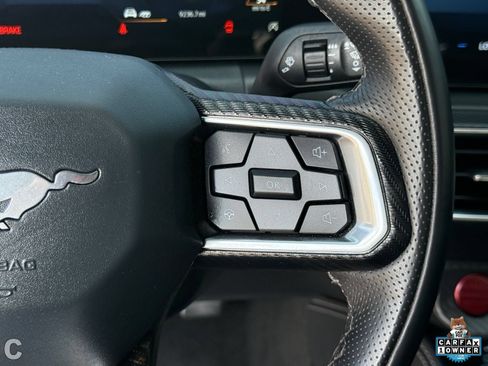 Used 2025 Ford Mustang GT Premium RWD image 16