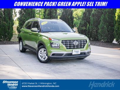 Used 2020 Hyundai Venue SEL w/ Convenience Package