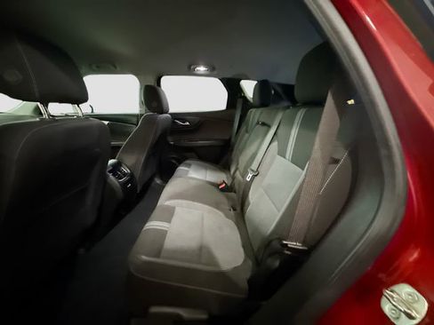 Used 2023 Chevrolet Blazer LT image 23