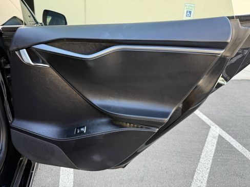 Used 2018 Tesla Model S 75D AWD/4WD image 26