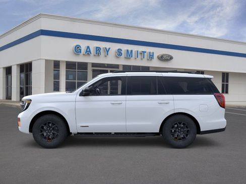 New 2026 Ford Expedition Tremor image 3