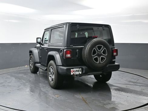 Used 2023 Jeep Wrangler Sport S image 12