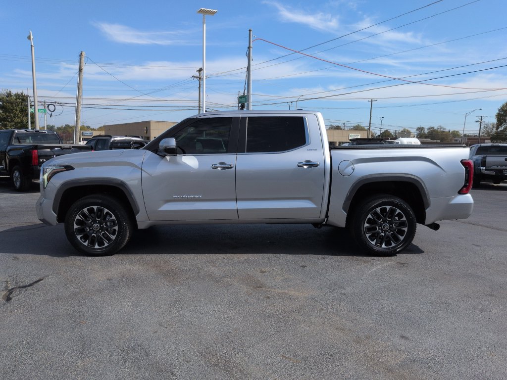 Used 2024 Toyota Tundra Limited AWD/4WD image 2