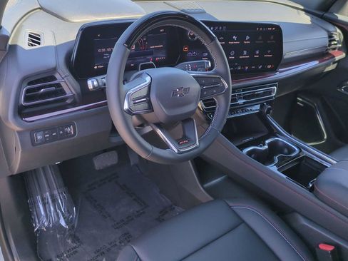New 2026 Chevrolet Traverse Z71 w/ Enhanced Driving Package AWD/4WD image 12