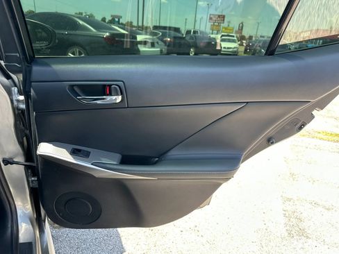Used 2016 Lexus IS 200t w/ F Sport Package RWD image 23