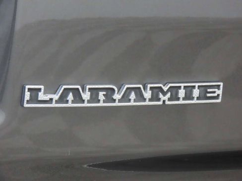 Used 2024 RAM 1500 Laramie image 19