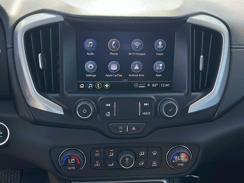 Certified 2023 GMC Terrain SLT image 20