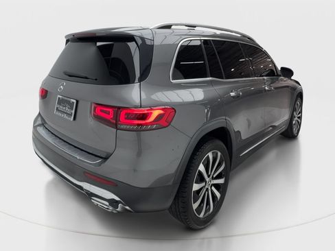 Used 2022 Mercedes-Benz GLB 250 image 7
