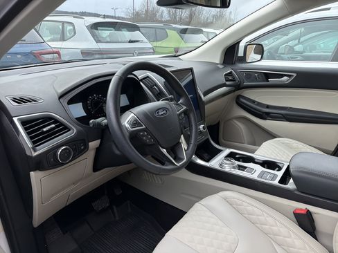 Used 2024 Ford Edge Titanium w/ Titanium Elite Package image 6