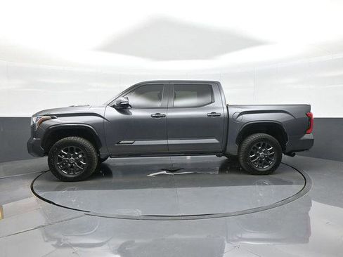 Used 2024 Toyota Tundra Platinum AWD/4WD image 4