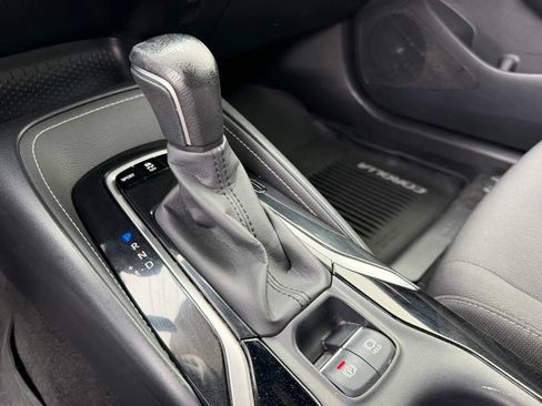 Used 2021 Toyota Corolla SE image 31