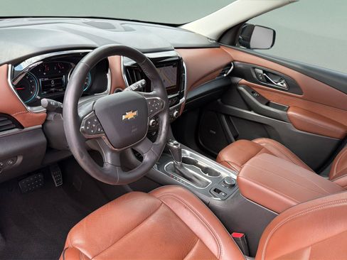 Used 2018 Chevrolet Traverse High Country AWD/4WD image 9